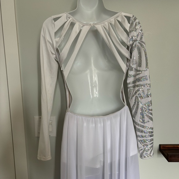 Ballet or lyrical dance dress - Picture 2 of 4